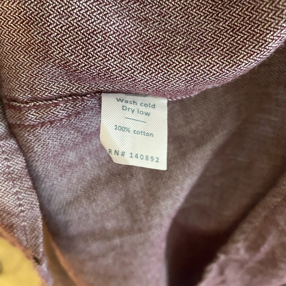 NWOT Marine Layer Lightweight Red Button Up Shirt Larger - Picture 6 of 6